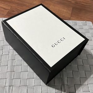 *empty* Gucci box.